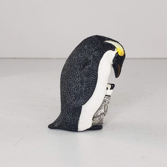 Schleich Emperor Penguin With Chick Baby Wildlife Animal Figure Retired #14632 - Picture 4 of 6